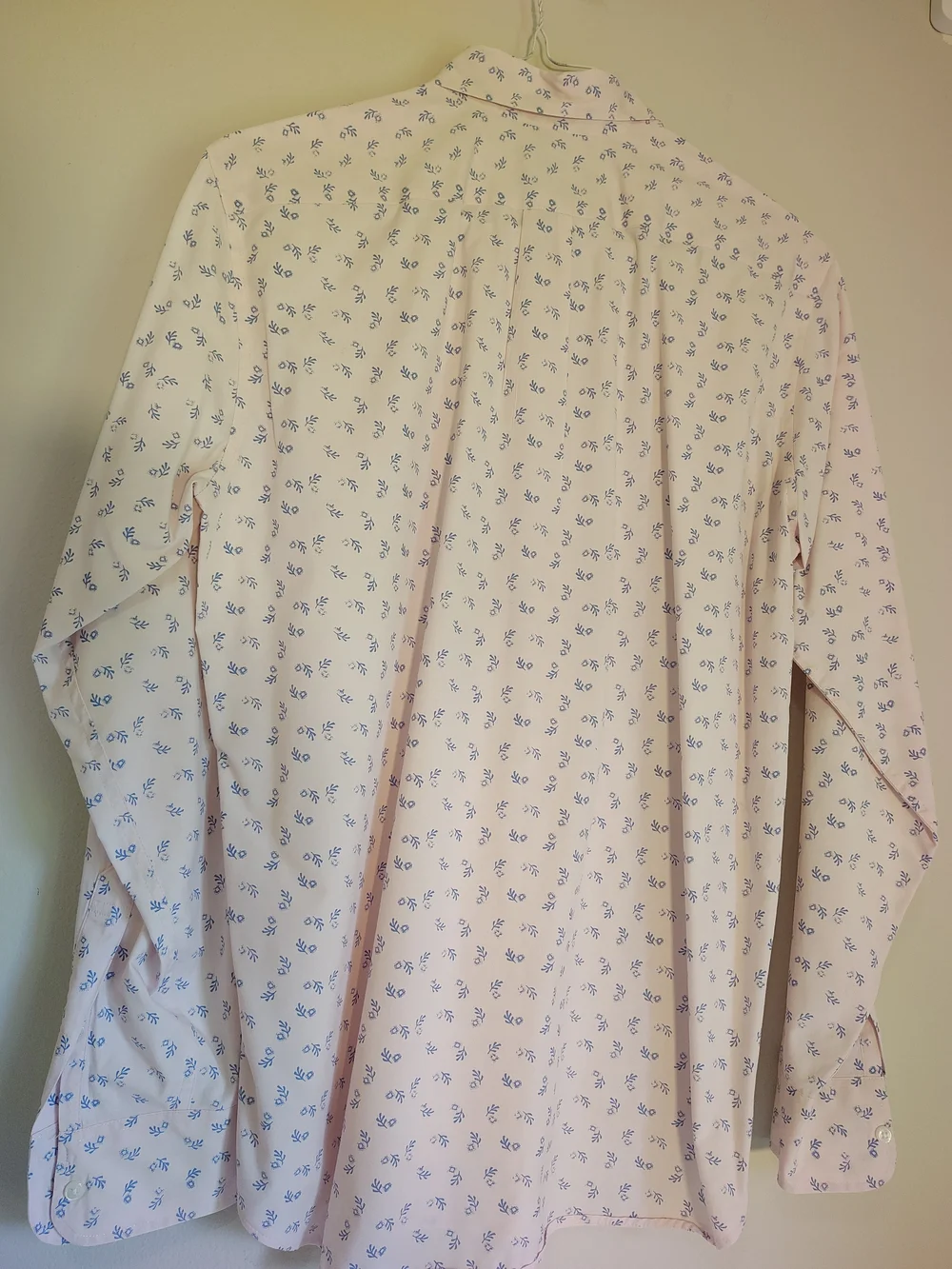 JCREW Men's Pale Pink Button-Up Shirt with Navy Floral Print Medium Slim Fit